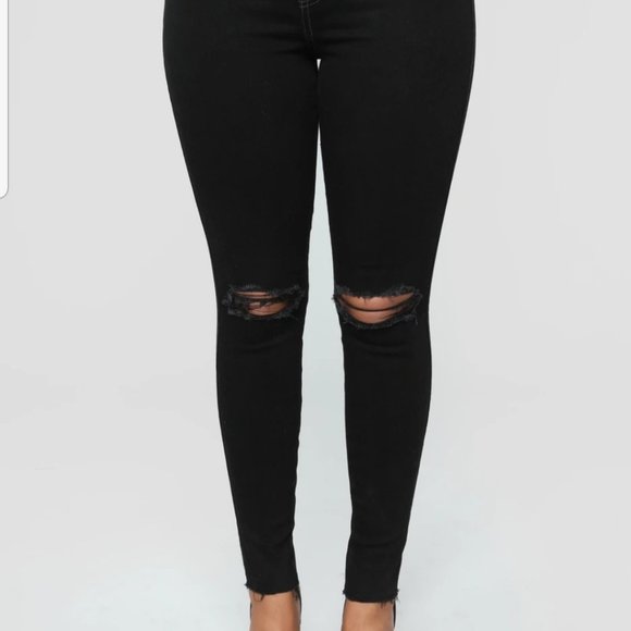 Fashion Nova Denim - SHE BAD distressed skinny jeans